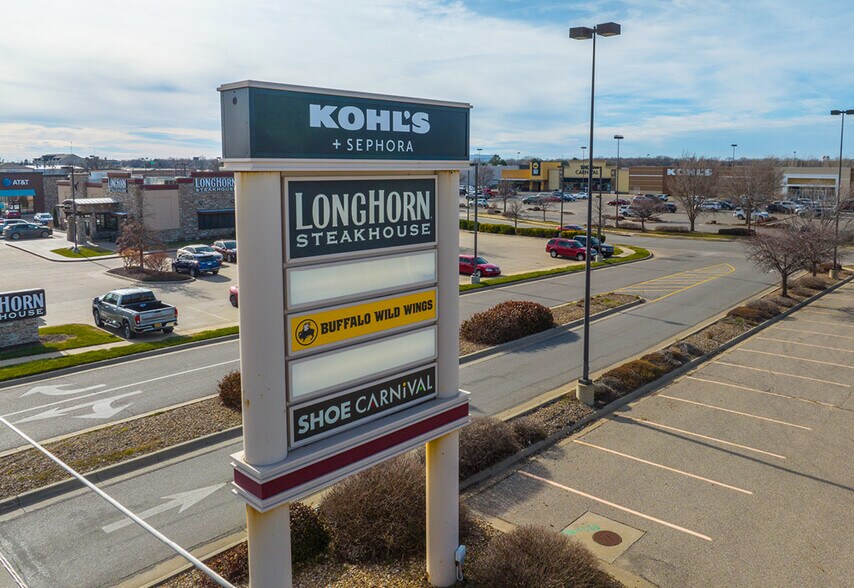 More Photos Of 2580 S 9th St, Salina Storefront For Sale