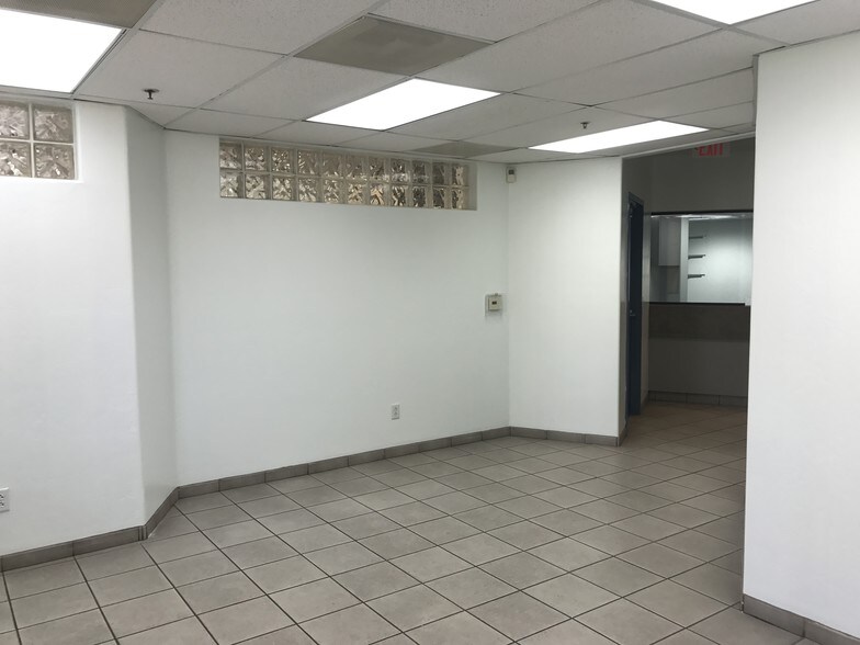 More Photos Of 1310 W St Marys Rd, Tucson Medical For Lease