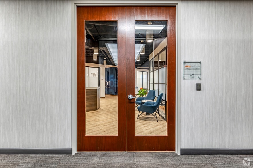 More Photos Of 1901 Ulmerton Rd, Clearwater Coworking Space