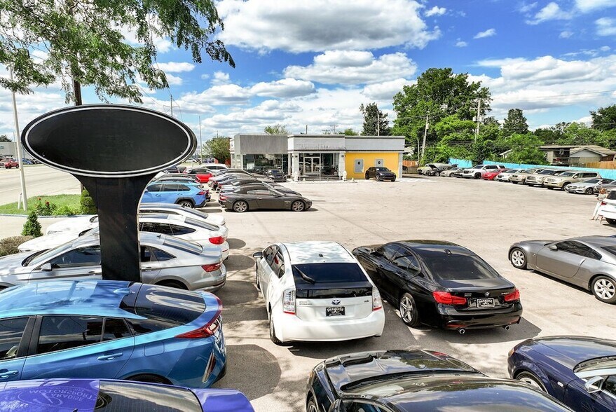 More Photos Of 435 E New Circle Rd, Lexington Specialty For Sale