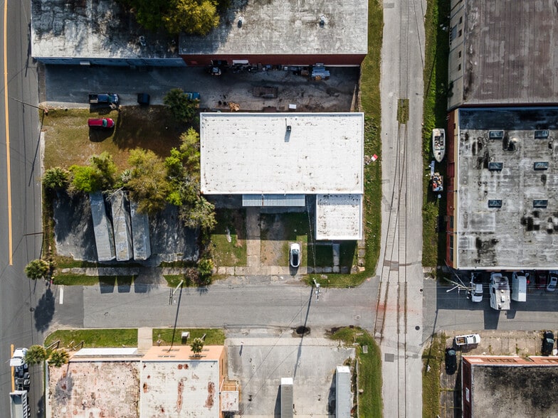 More Photos Of 69 Copeland St, Jacksonville Flex For Lease