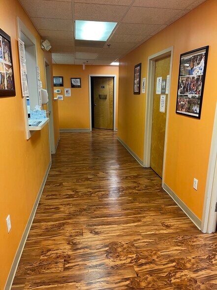 More Photos Of 1553 State Route 27, Somerset Medical For Sale