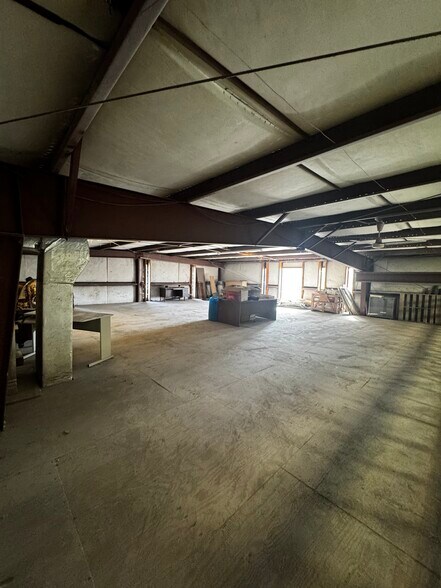 More Photos Of 300 Palm Dr, Corpus Christi Warehouse For Sale