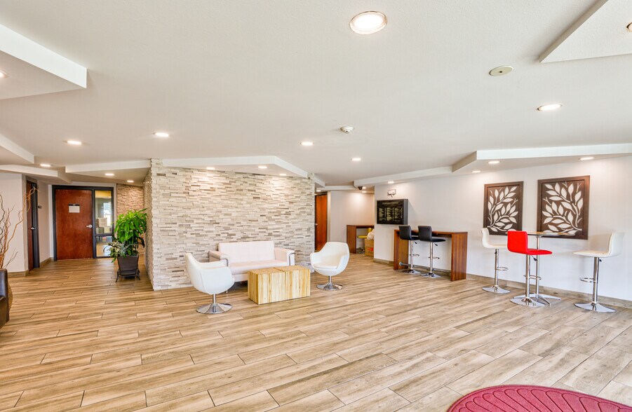 More Photos Of 6500 S Quebec St, Englewood Medical For Sale