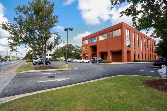 More Photos Of 301 E Ash St, Goldsboro Office For Lease