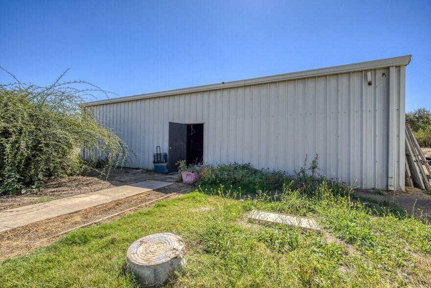 More Photos Of 743 College City Rd, Arbuckle Apartments For Sale