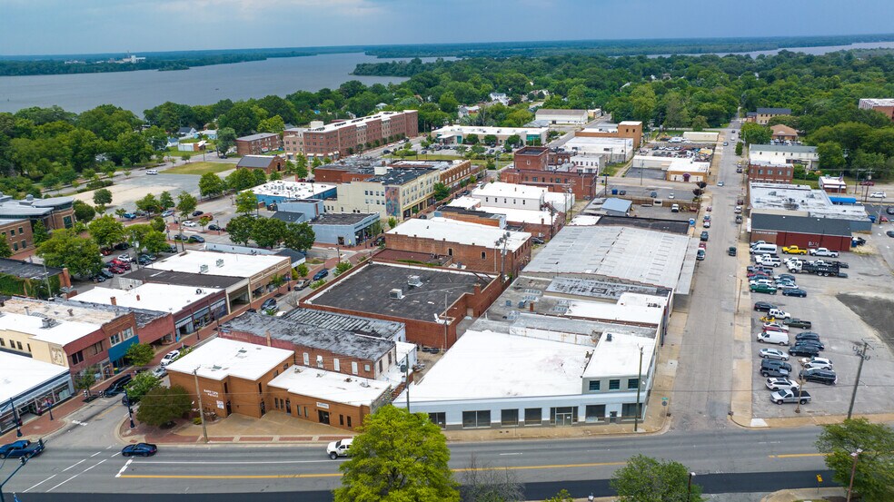 More Photos Of 207 Poythress Street, Hopewell Storefront Retail Office For Lease