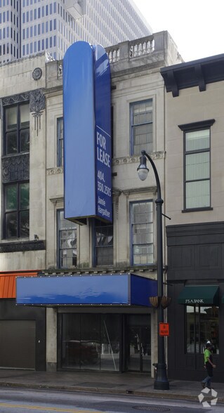 More Photos Of 205 Peachtree St, Atlanta Storefront For Sale
