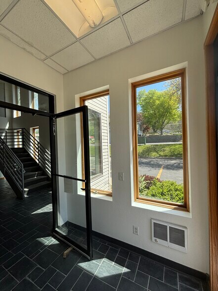 More Photos Of 1130 Sextonville Rd, Richland Center Medical For Lease