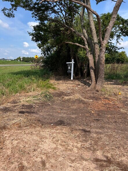 More Photos Of 1330 Jefferson St E, Sulphur Springs Land For Sale