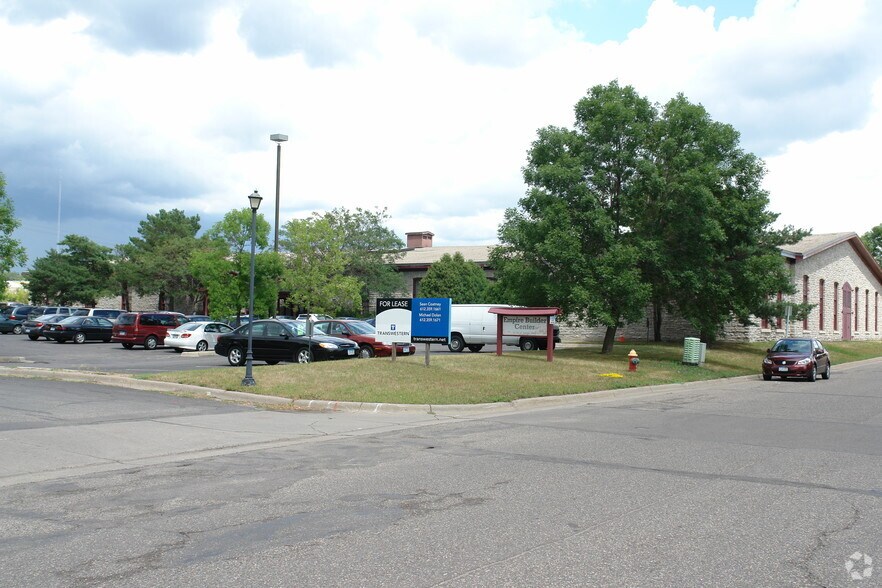 More Photos Of 23 Empire Dr, Saint Paul Office For Lease