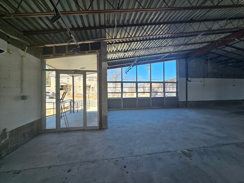 More Photos Of 23 West St, Warwick Office For Lease