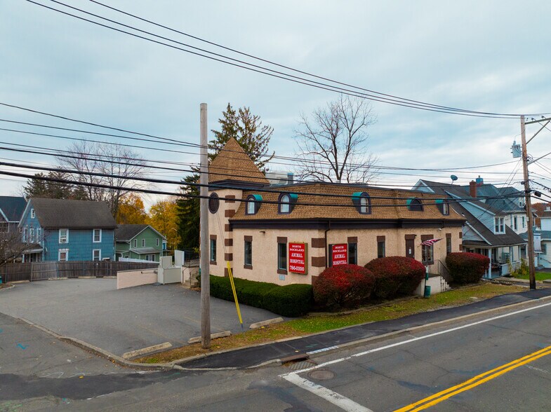 More Photos Of 18 N Liberty Dr, Stony Point Healthcare For Sale