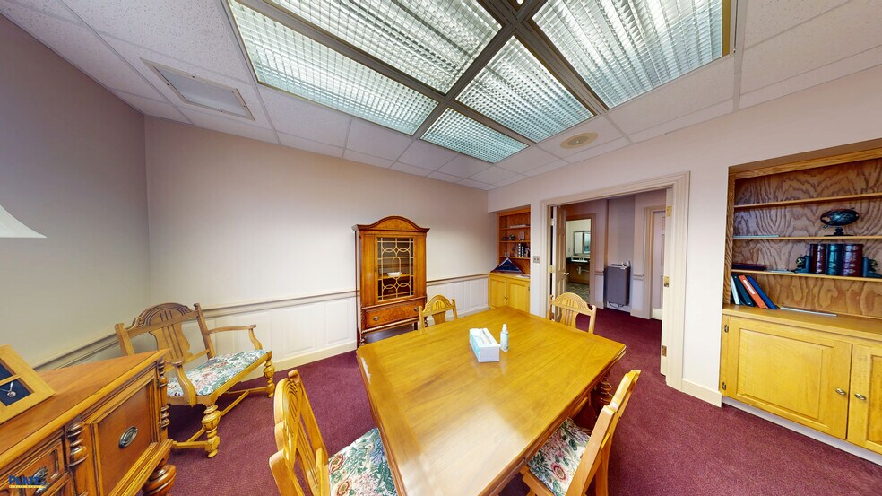 More Photos Of 1838 E State St, Salem Funeral Home For Sale