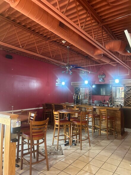 More Photos Of 5781 Seneca St, Elma Restaurant For Lease