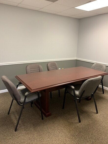 More Photos Of 6080 Coca Cola Blvd, Columbus Light Distribution For Lease