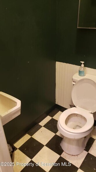 More Photos Of 2250 Scranton Carbondale Hwy, Scranton General Retail For Sale