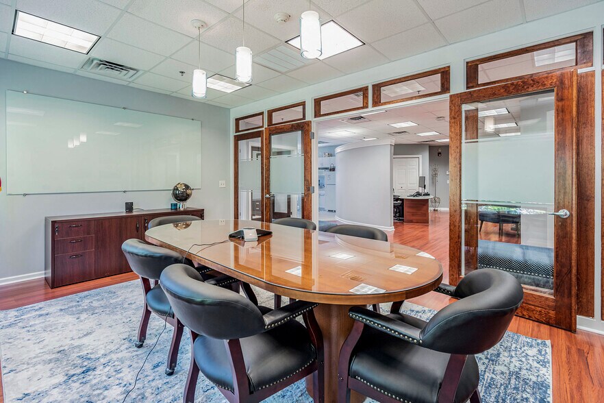 More Photos Of 807 Mantoloking Rd, Brick Office For Sale