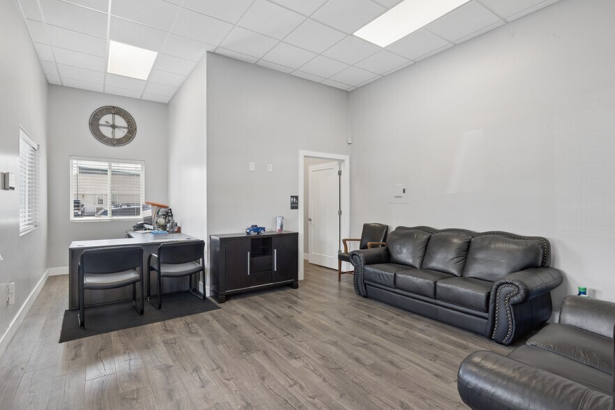 More Photos Of 635 E 1700 S, Orem Auto Dealership For Sale