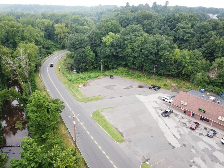 More Photos Of 420 Union St, Westfield Land For Lease