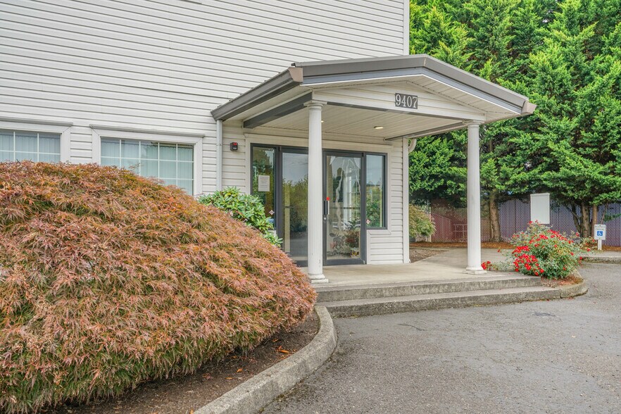 More Photos Of 9407 NE Vancouver Mall Dr, Vancouver Medical For Sale