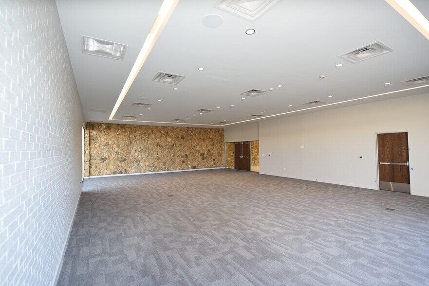 More Photos Of 1922 Anson Rd, Dallas Office For Lease