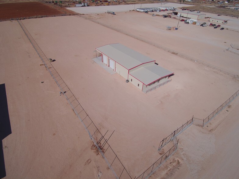 More Photos Of 9503 E County Road 97, Midland Warehouse For Lease