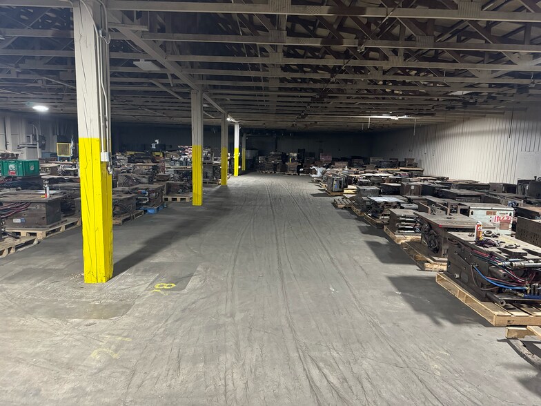 More Photos Of 403 S Jefferson St, Sturgis Manufacturing For Lease