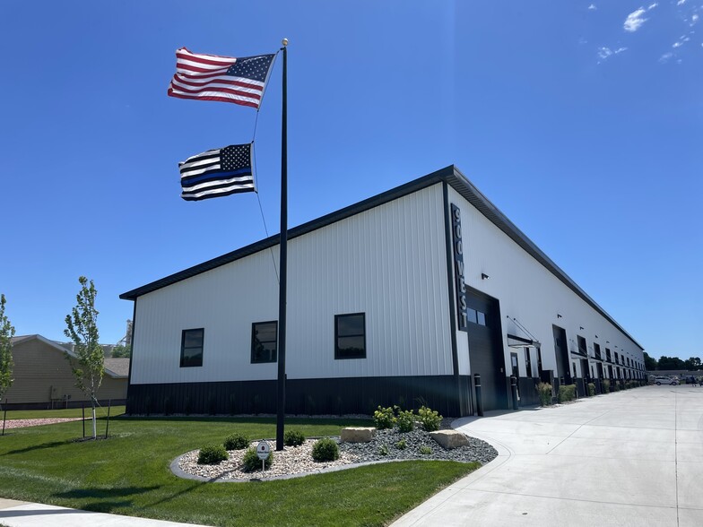 Primary Photo Of 900 W 25th St, South Sioux City Warehouse For Lease