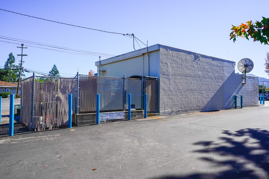 More Photos Of 1101 Yulupa Ave, Santa Rosa Service Station For Sale