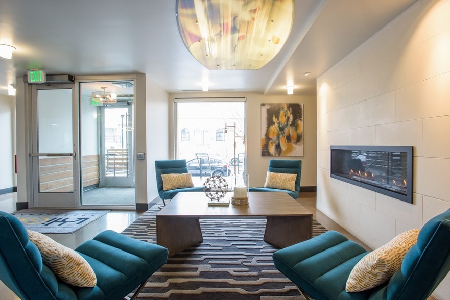 More Photos Of 2424-2434 W Caithness Pl, Denver Apartments For Lease