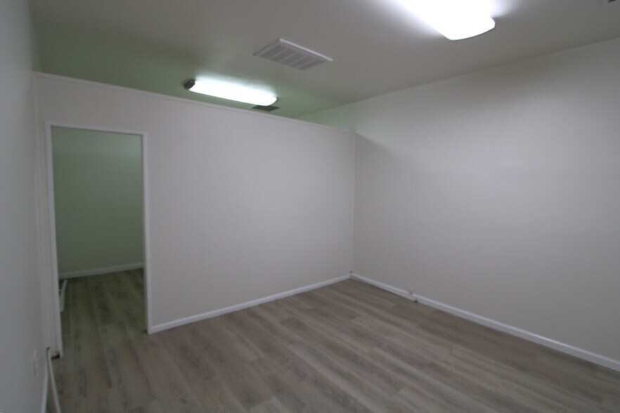 More Photos Of 432-440 W Broadway, Glendale Freestanding For Lease