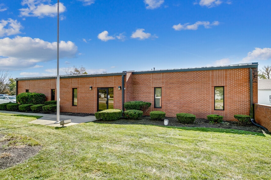 More Photos Of 5589 W National Rd, Springfield Warehouse For Sale