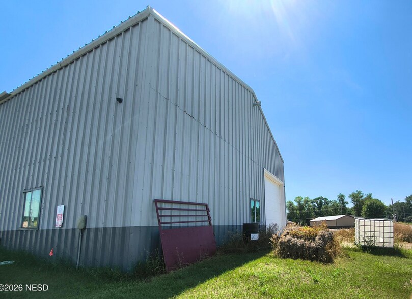 More Photos Of 123 W 5th Ave, Webster Warehouse For Sale