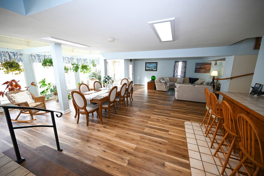 More Photos Of 2759 County Road 411, Berryville Hotel For Sale