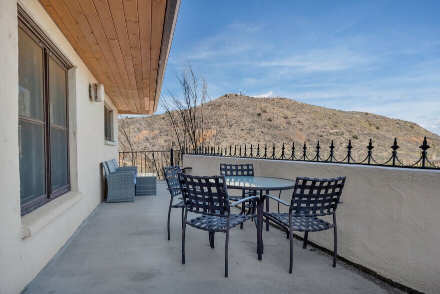 More Photos Of 222 First Ave, Jerome Multifamily For Sale