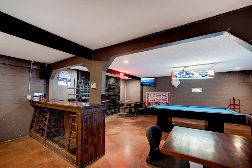 More Photos Of 4219 Culebra Rd, San Antonio Flex For Sale