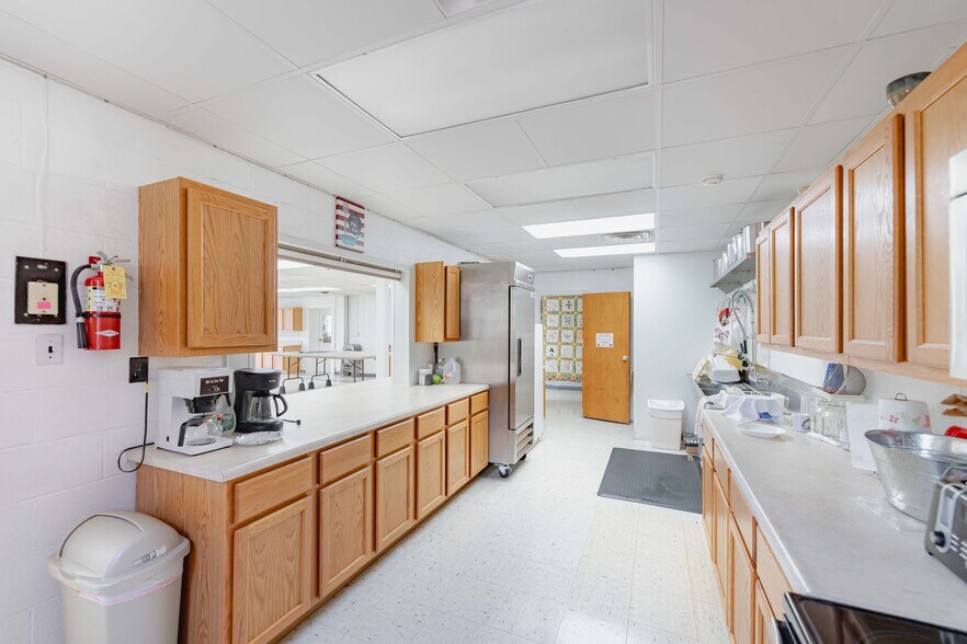 More Photos Of 4869 Scotsdale Blvd, House Springs Religious Facility For Sale