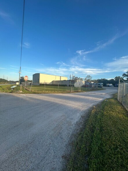 More Photos Of 4712 Old Tampa Hwy, Kissimmee Warehouse For Sale