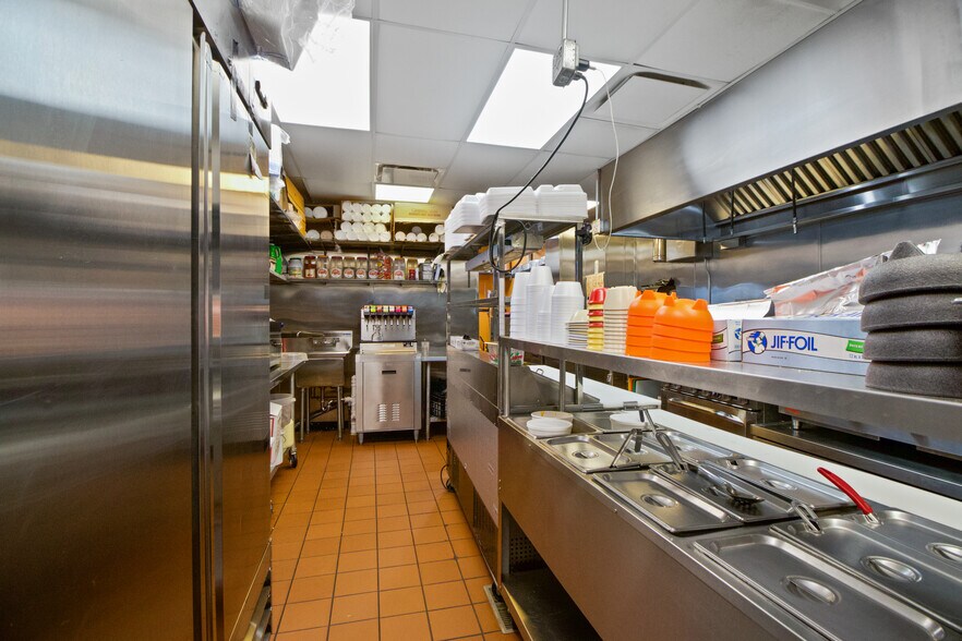 More Photos Of 3634 Central Ave, Lake Station Fast Food For Sale