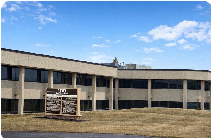 Primary Photo Of 100 Tower Dr, Burr Ridge Medical For Lease