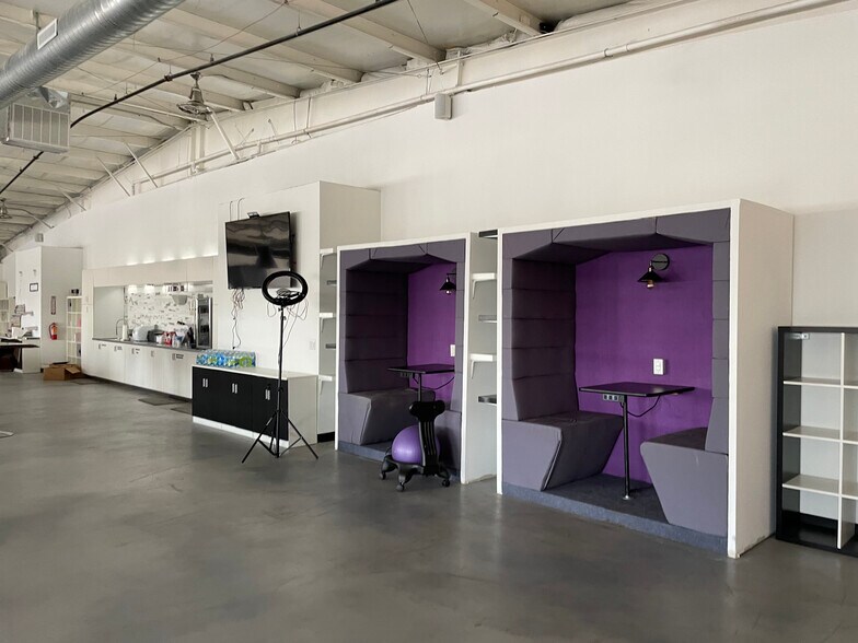 More Photos Of 10302 Mula Rd, Stafford Warehouse For Sale