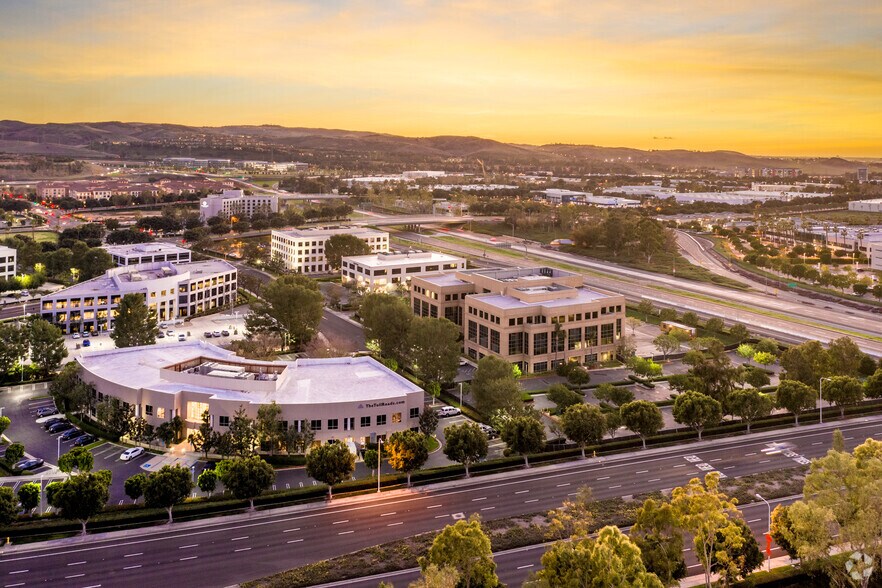 More Photos Of 114 Pacifica, Irvine Medical For Lease