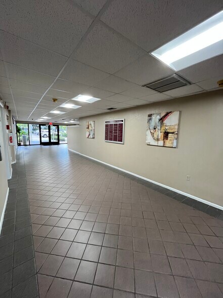 More Photos Of 3949 Evans Ave, Fort Myers Medical For Lease
