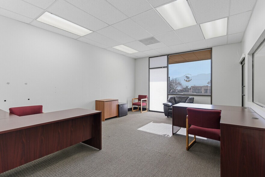 More Photos Of 2943-2947 Foothill Blvd, La Crescenta Medical For Lease