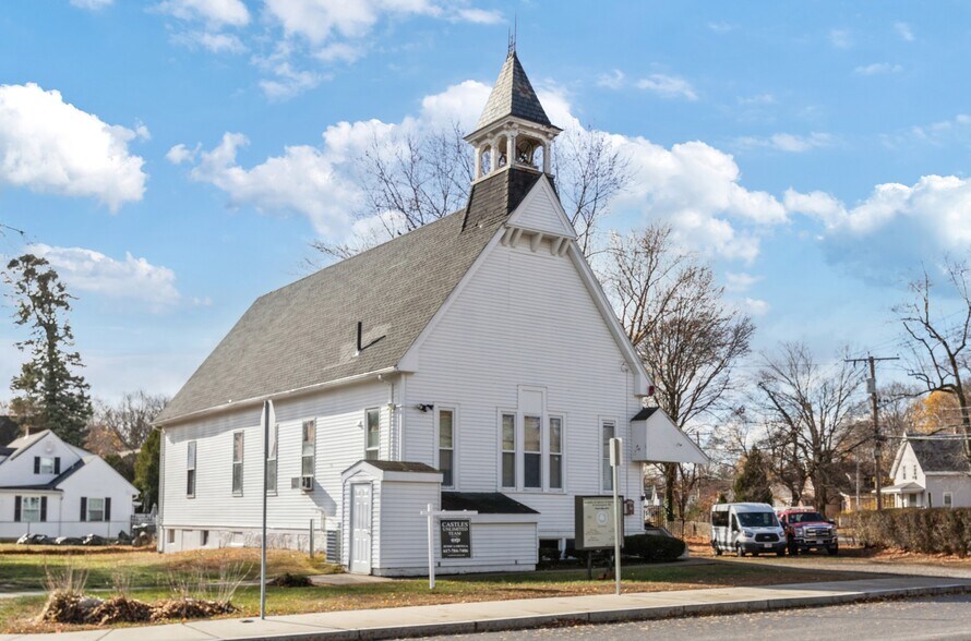 More Photos Of 1 C St, Framingham Religious Facility For Sale