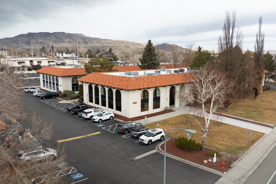More Photos Of 1100-1150 E William St, Carson City Office For Sale
