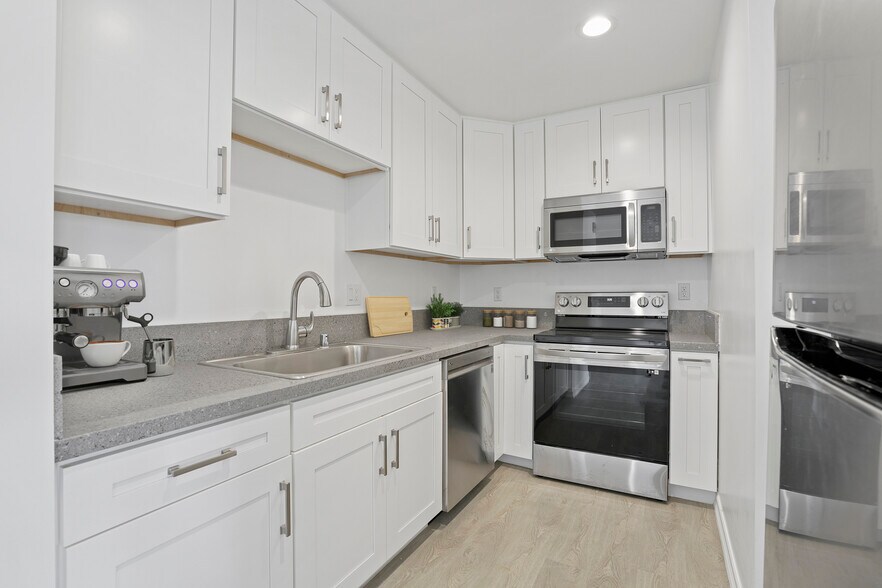 More Photos Of 2428 Highland Ave, National City Apartments For Sale