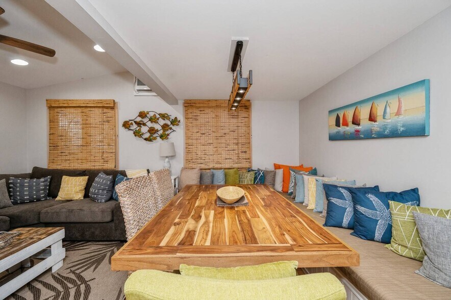 More Photos Of 14 E Landing Rd, Hampton Bays Multifamily For Sale