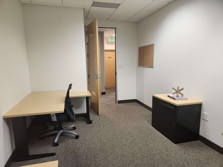 More Photos Of 201 N Illinois St, Indianapolis Coworking Space